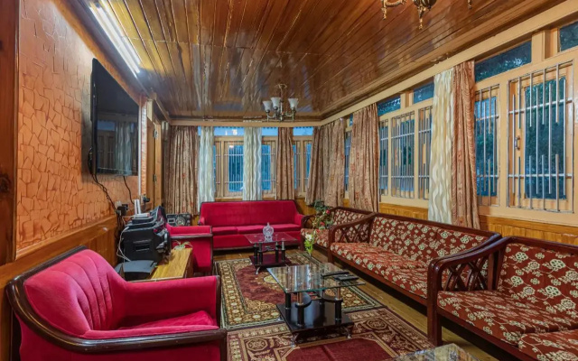 Saffronstays Hardy's Hideaway