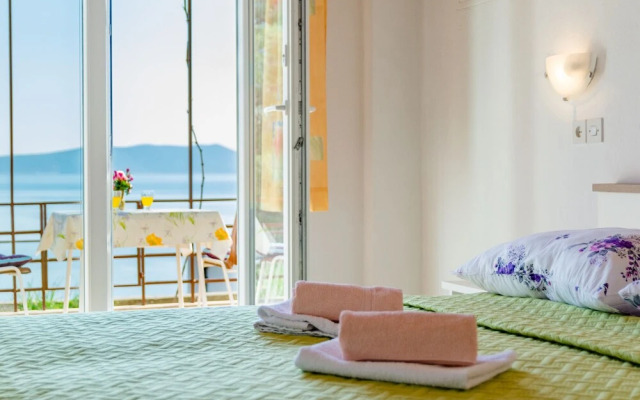 Rooms Sani