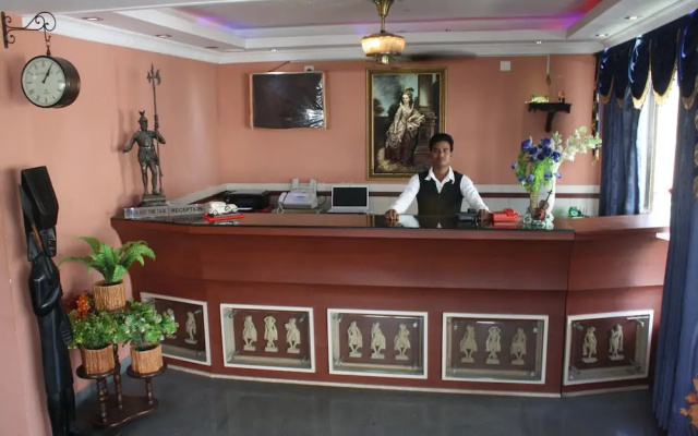 Reba Beach Resort - Hostel
