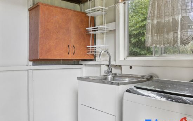 Private Room Near Bankstown Train Station & Restaurants