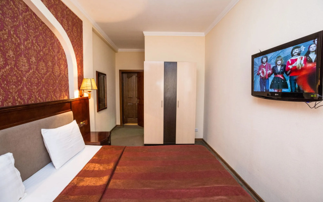 Avicenna Hotel