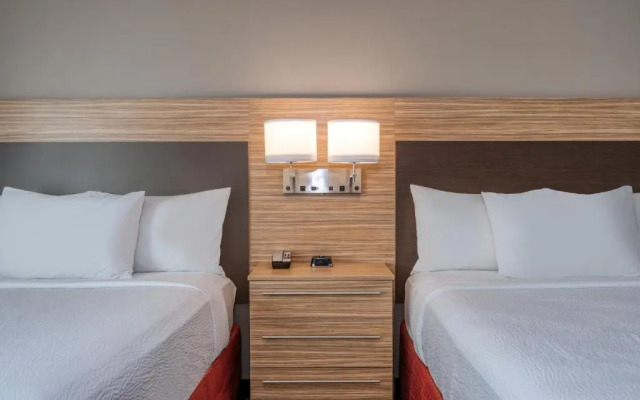 TownePlace Suites by Marriott Indianapolis Airport