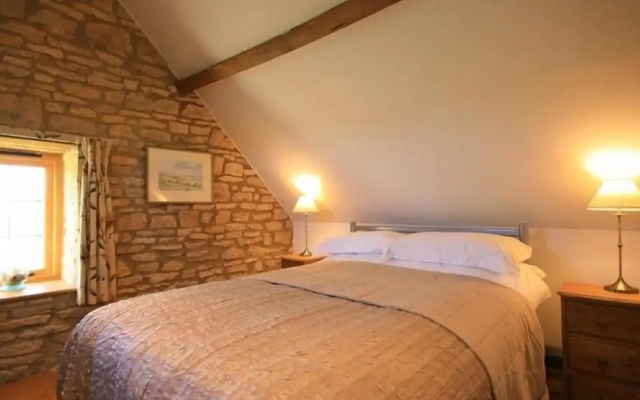 Calcot Peak Barn, CIRENCESTER