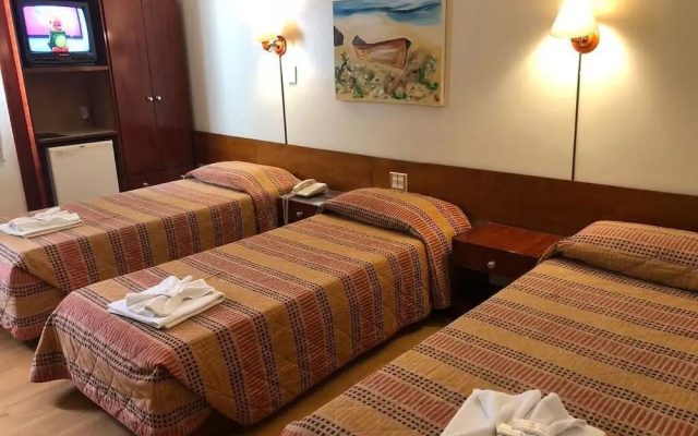 2S Hotel