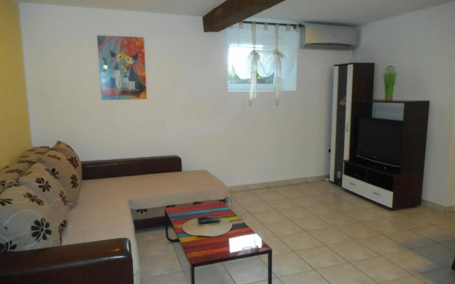 Apartman Sara