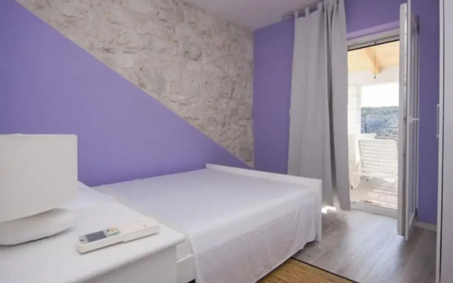 Holiday House Neda