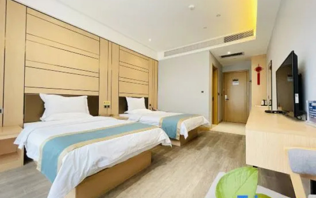 Gongyi Jin and Yue Hotel