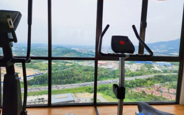 Nilai Vision City 4+1 PAX Akasia Suite