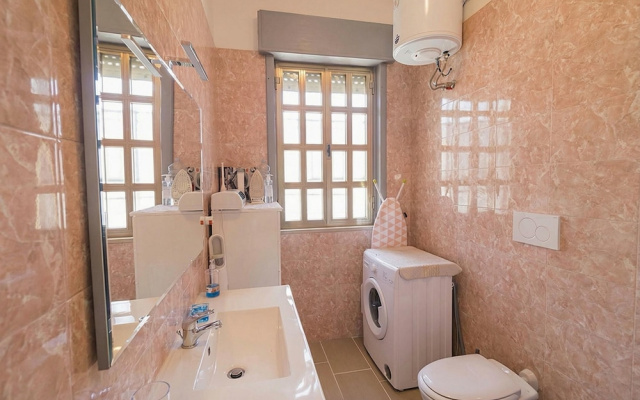 Villa Milon Near The Sea
