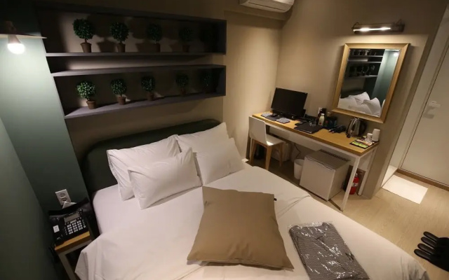 NU Hotel