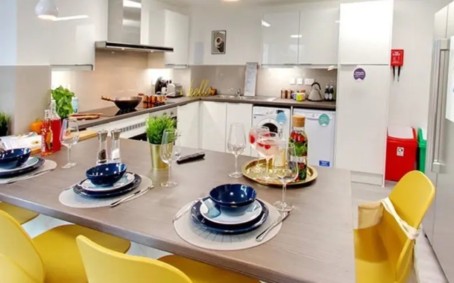 Comfy rooms for STUDENTS Only-NEWCASTLE