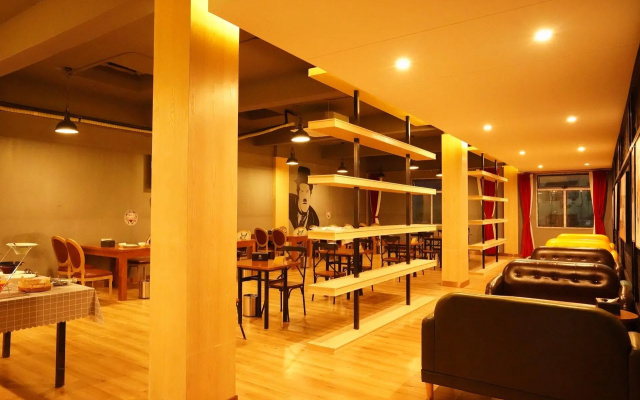 James Joyce Coffetel Suzhou Si County Qingshuiwan Park