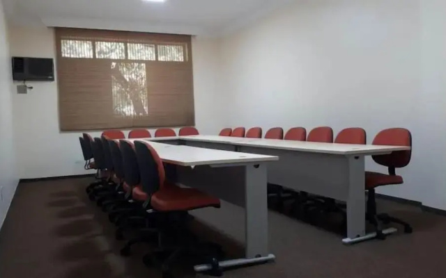 GoldMen Business Louveira