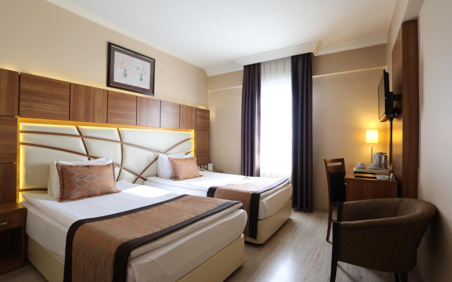 Rumi Hotel