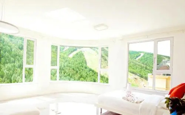 Zhangjiakou Wanlong Ski Resort International Apartment