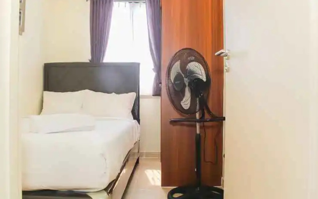 Homey and Comfortable 3BR at Meikarta Apartment By Travelio
