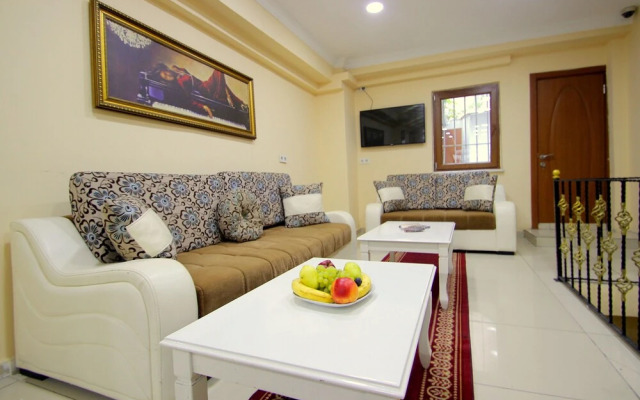 Yasar Hotel