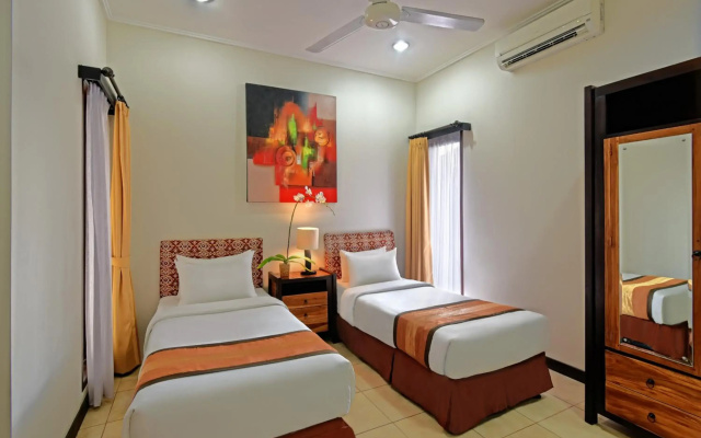 Kuta Townhouse Apartments
