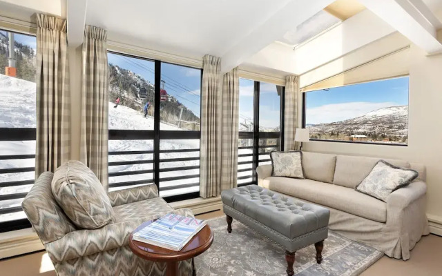 Aspen Alps Apartment #804 3 Bedroom Condo by RedAwning