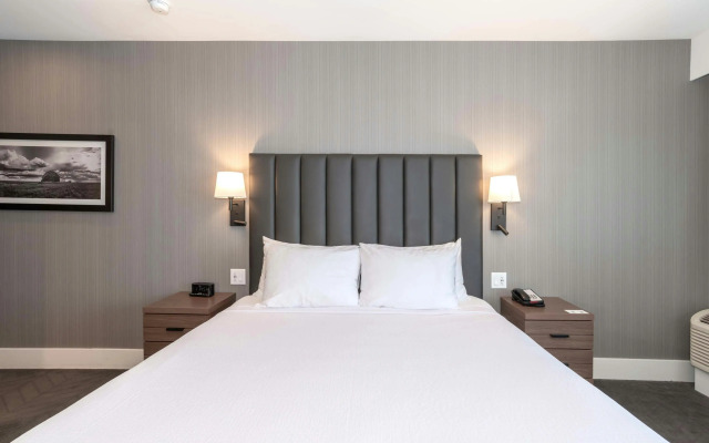 Sandman Signature Saskatoon South Hotel