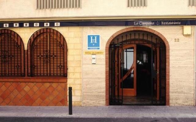Отель Hostal la Campana Испания, Мотрил - отзывы, цены и фото номеров - забронировать отель Hostal la Campana онлайн вид на фасад
