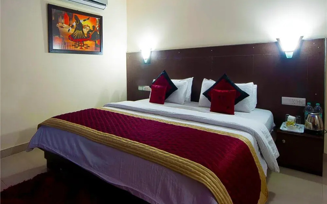 Hotel Breeze Inn