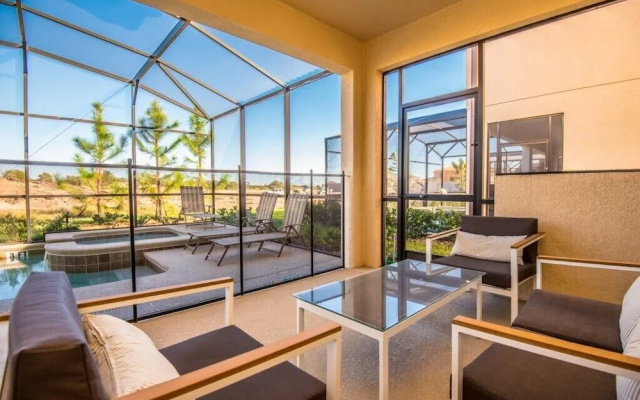 6-Bedroom Villa in Davenport 5468SC