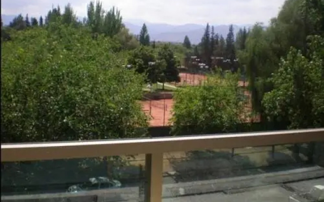 Regency Park Apartments