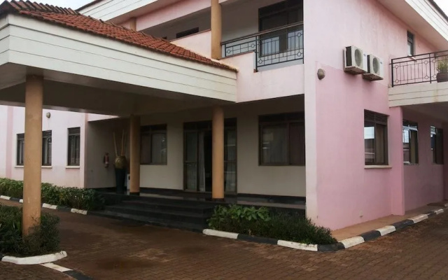 Lillian Towers Hotel