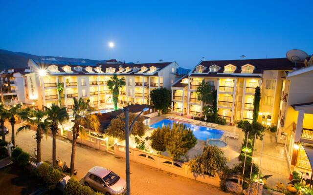 Апартаменты Club Amaris Apartment