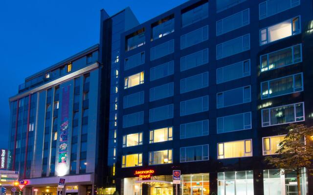 Отель Leonardo Royal Hotel Düsseldorf Königsallee Германия, Дюссельдорф - 3 отзыва об отеле, цены и фото номеров - забронировать отель Leonardo Royal Hotel Düsseldorf Königsallee онлайн вид на фасад