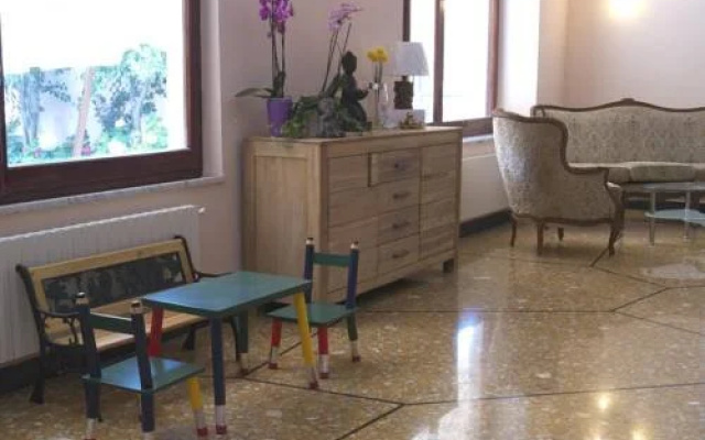 Hotel Flora
