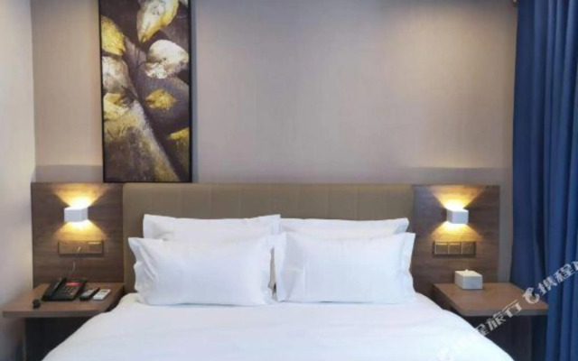 Home Inn Selected (Liaocheng Jinding Shopping Center Dongchang Lake Branch)