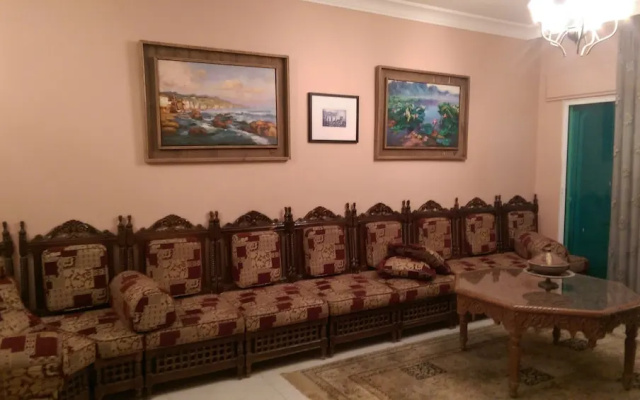 Spectacular Apartment near Qasid Institute