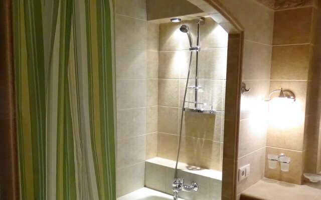 Гостиница Vid Na Park Aleksandrino Apartments в Санкт-Петербурге отзывы, цены и фото номеров - забронировать гостиницу Vid Na Park Aleksandrino Apartments онлайн Санкт-Петербург