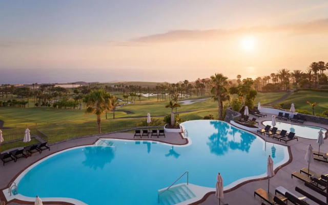 Los Jardines de Abama Suites