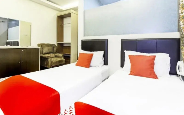 OYO 90429 Hotel Narasindo