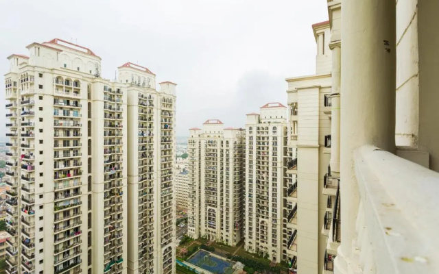 Hostie Elina-3BR Condo West/Central Delhi