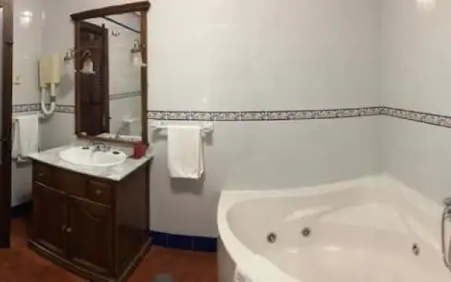 Hotel Restaurante La Yedra