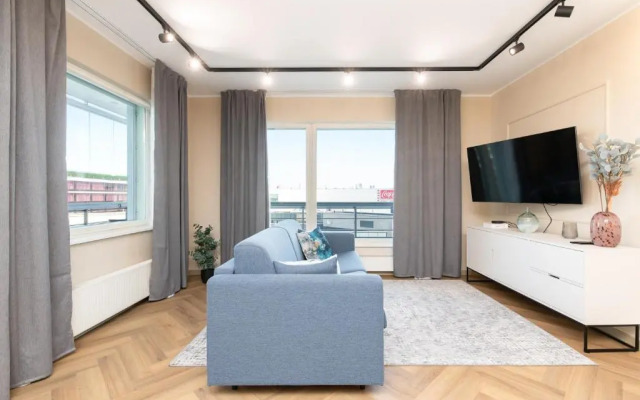 New Chic 2-bed at Viru by CentralApartments