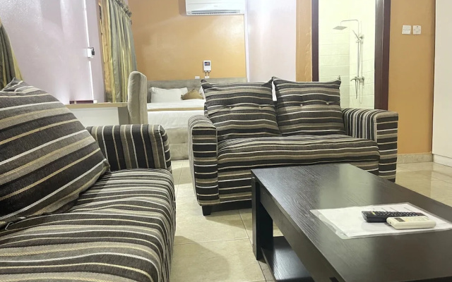 Western Sun International Hotel & Events Centre