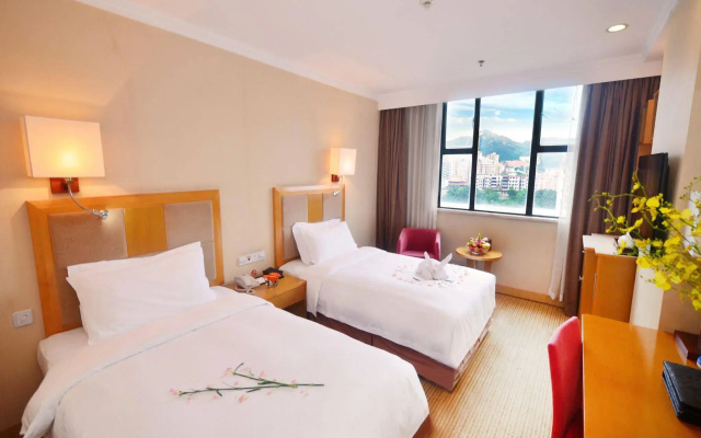 Seashine Hotel