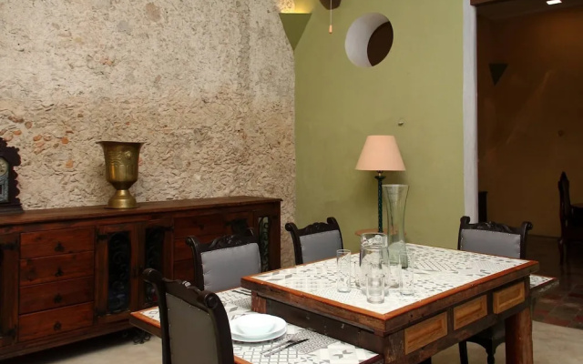 Merida Downtown Casa Colonial Suite