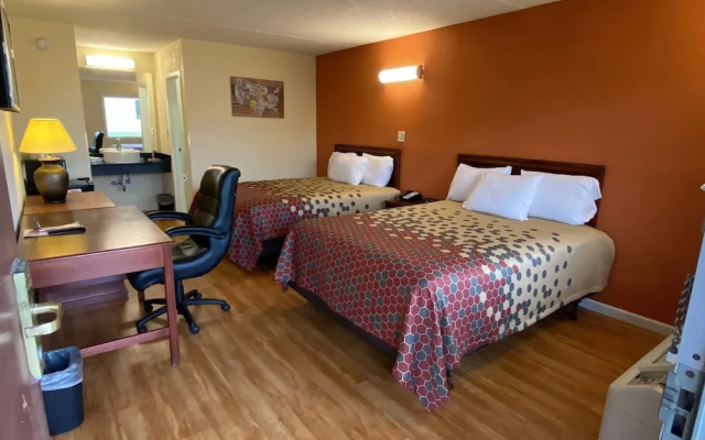 Danville Inn And Convention Center