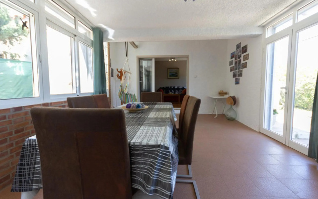 Casa Familiar con Amplio Jardín Av 3 Calas