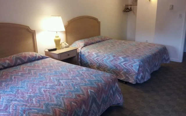 Tallwood Motel Wells
