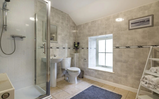 Seagulls Nest 2 Bedroom Apartment Tenby