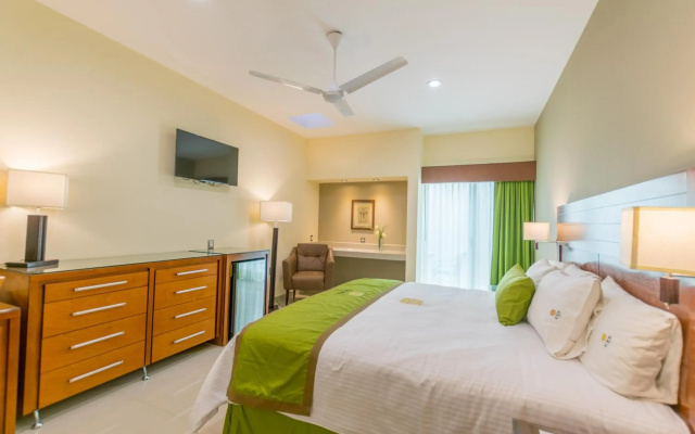 Hotel Ecce Inn & Spa