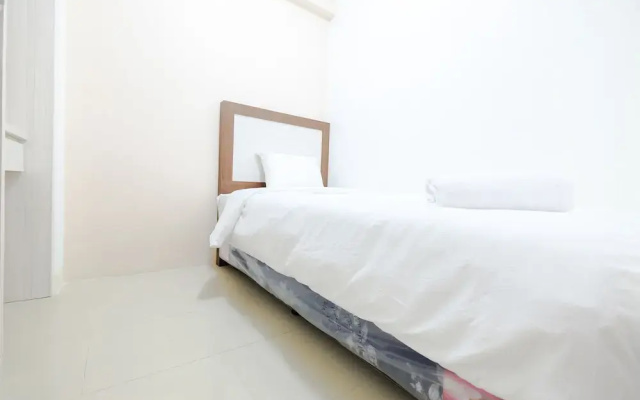 New & Clean Bassura City Apartment