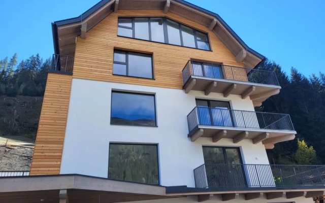Apartment Top 5 See